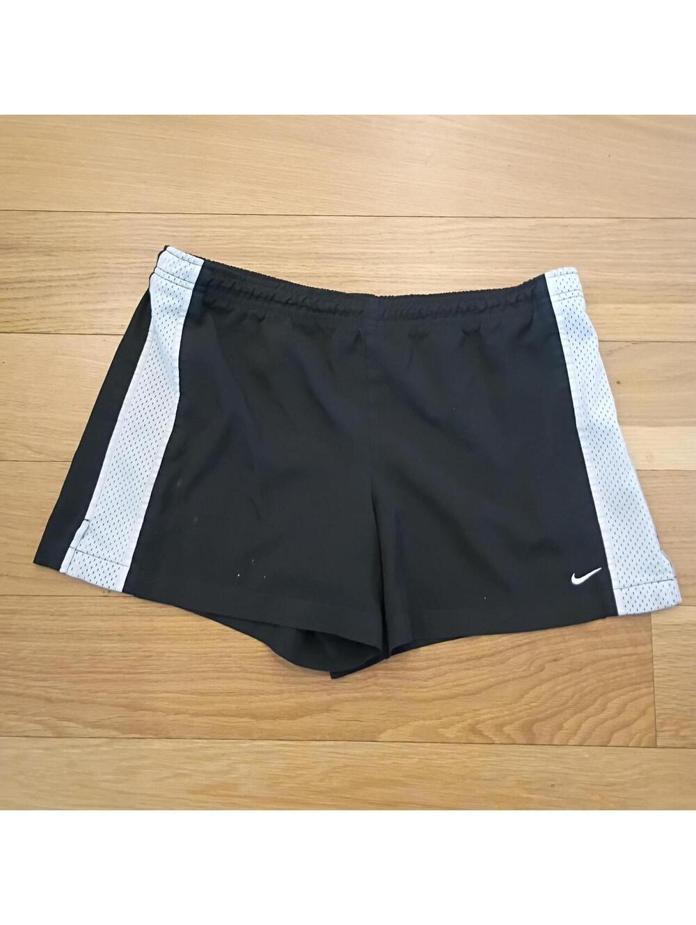 Nike Women's Black and Grey Shorts